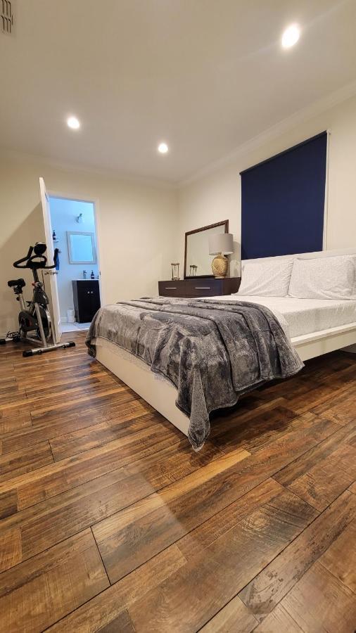 לוס אנג'לס Large 1-Bedroom With Kitchen In Encino מראה חיצוני תמונה